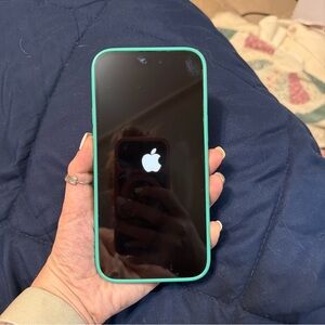 UNLOCKED 
Apple iPhone 14 Pro Max 256bg  in gold- Sleek Everyday Smartphone